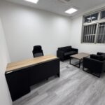 納品後の会長室