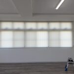 ロールスクリーン設置で業務効率アップ