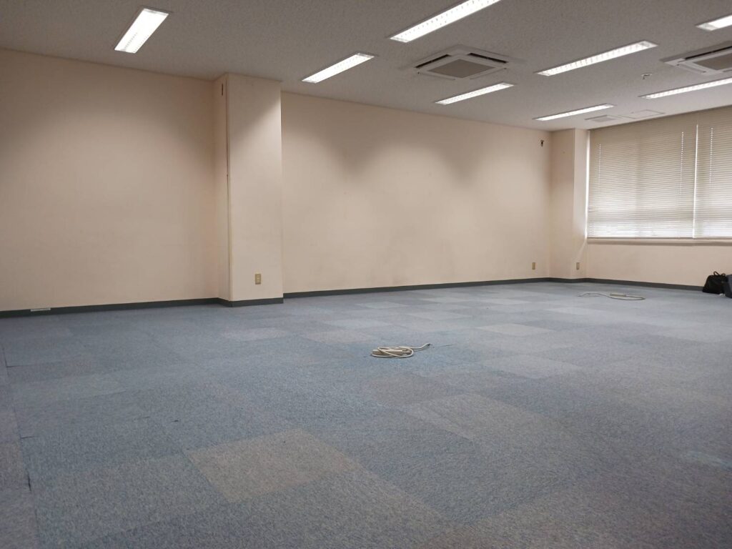 家具納入前の室内②