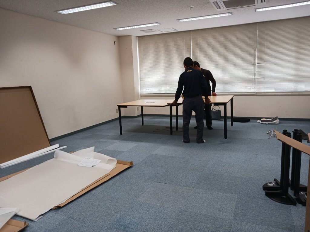 テーブル設置